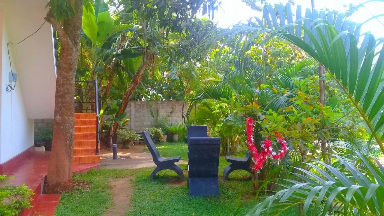 Mountain Heaven Inn Mirissa Extérieur photo