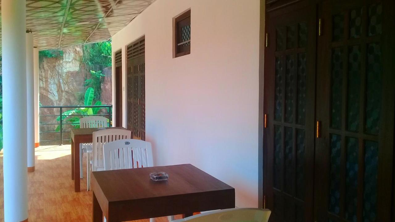 Mountain Heaven Inn Mirissa Extérieur photo